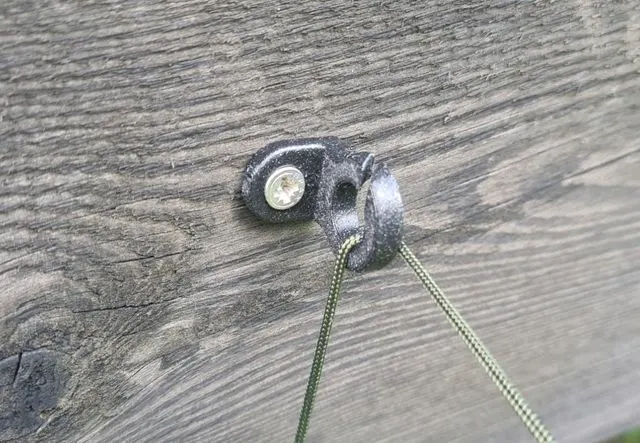 Wire/String Hook or Isolator